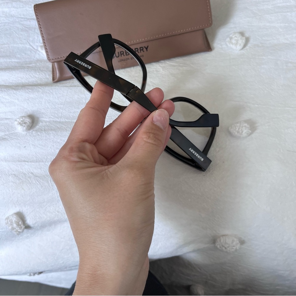 Burberry Glasses - Picture 4 of 9